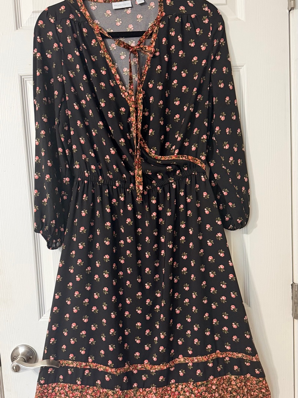 New York & Company Black Floral Long Sleeve Tie-Waist Midi Dress with Pink Roses